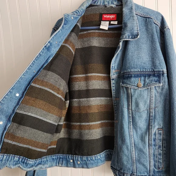 Vintage Wrangler Hero Blue 100% Cotton Denim Heavy Weight Barncore Jacket Large - Picture 4 of 8